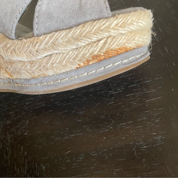 Universal Thread Wedges - Picture 5 of 9